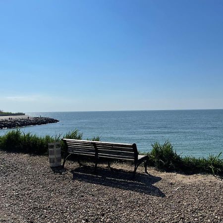 דירות פונטנקה Уютная Квартира С Видом На Море Riviera City מראה חיצוני תמונה